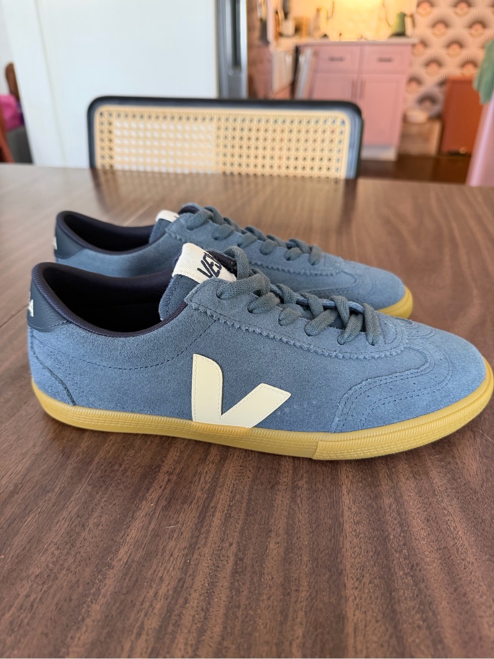 Veja VOLLEY SUEDE CALIFORNIA PIERRE NATURAL NWOT
